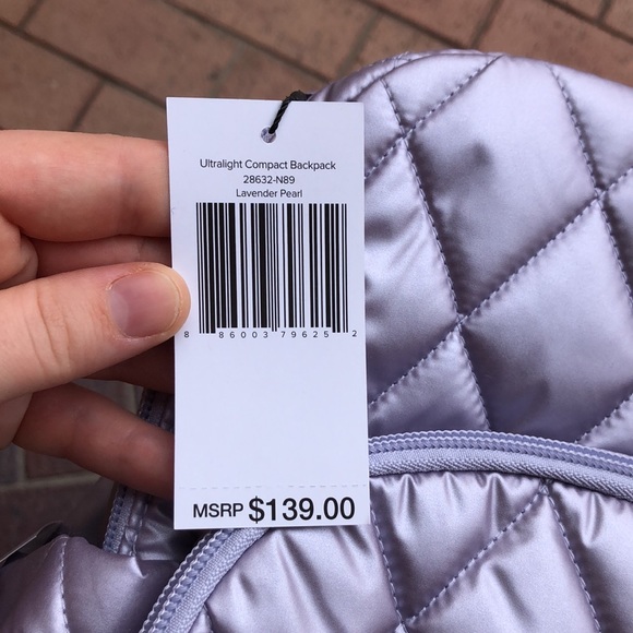 LIKE NEW Vera Bradley Lightweight Mini Backpack - Picture 5 of 10